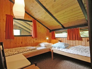 2 bedrooms