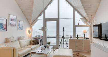 "Armela" - 10m from the sea by Interhome