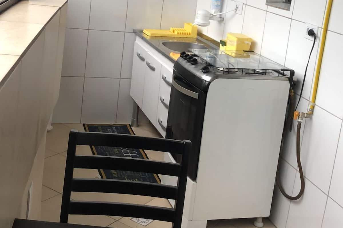 Elite Apartment | 1 bedroom, free WiFi, bed sheets