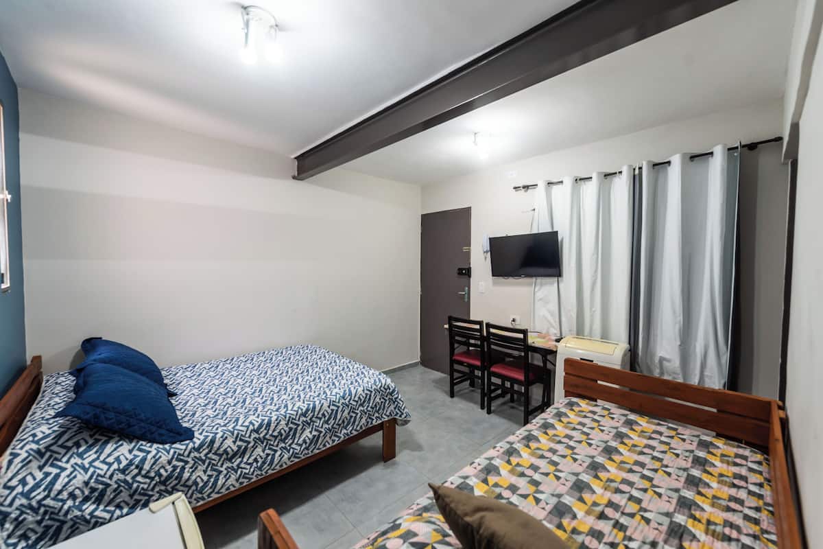 City Room | 1 bedroom, free WiFi, bed sheets