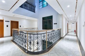 Unclassified image, 2 of 32, button - Haolong Hotel (Qionghai Yinhai Road Grain Street Branch) (Qionghai)