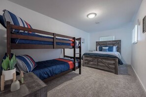 4 habitaciones, tabla de planchar con plancha y wifi gratis 