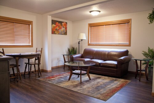 A Place of Refreshment at the Edge of Downtown