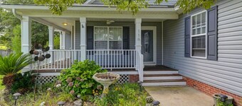 Spacious 4BR with Loft Bedroom