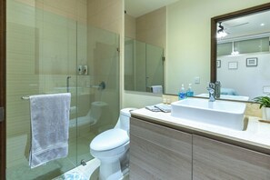 Shower, towels, soap, shampoo - Best view in Cabo, modern Condo with great amenities  (Cabo San Lucas)