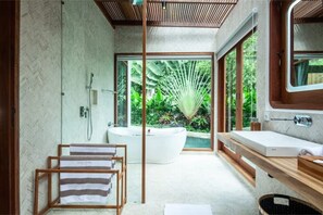 Dusche, Haartrockner, Seife