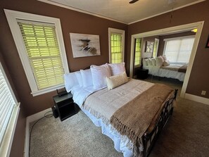 2 bedrooms, iron/ironing board, travel crib, free WiFi