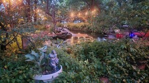 المنطقة المحيطة بالمنشأة