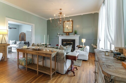 1883 Colonial Revival Historical Renovation 