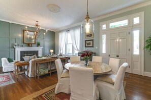 Dining - 1883 Colonial Revival Historical Renovation (Mount Pleasant)