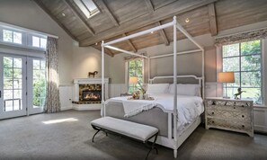 5 habitaciones, tabla de planchar con plancha y wifi gratis 