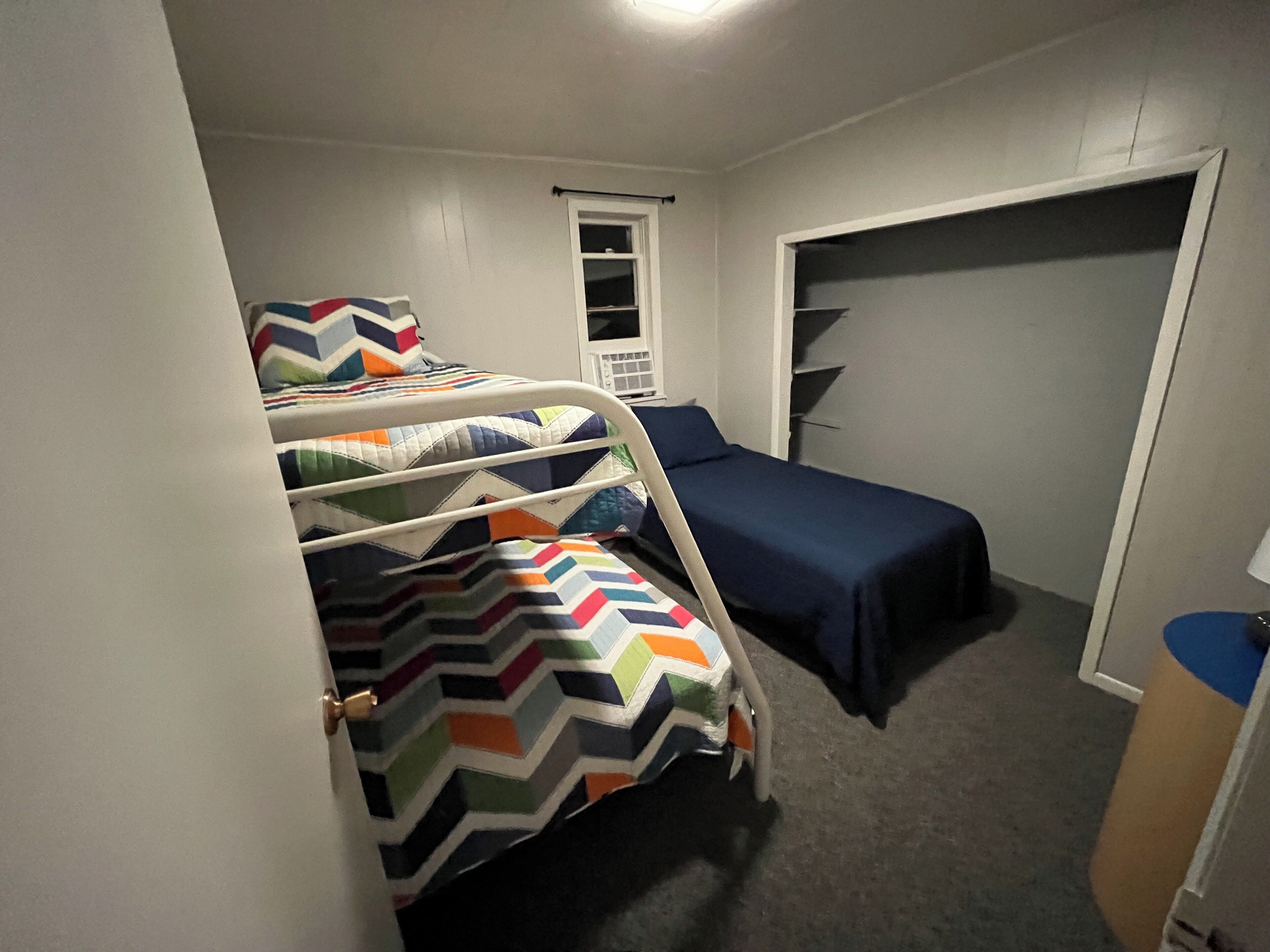 3 bedrooms, WiFi, bed sheets