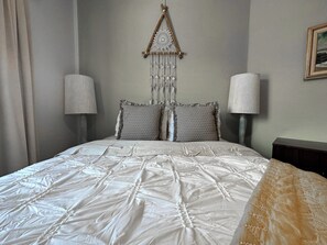 3 bedrooms, iron/ironing board, free WiFi, bed sheets