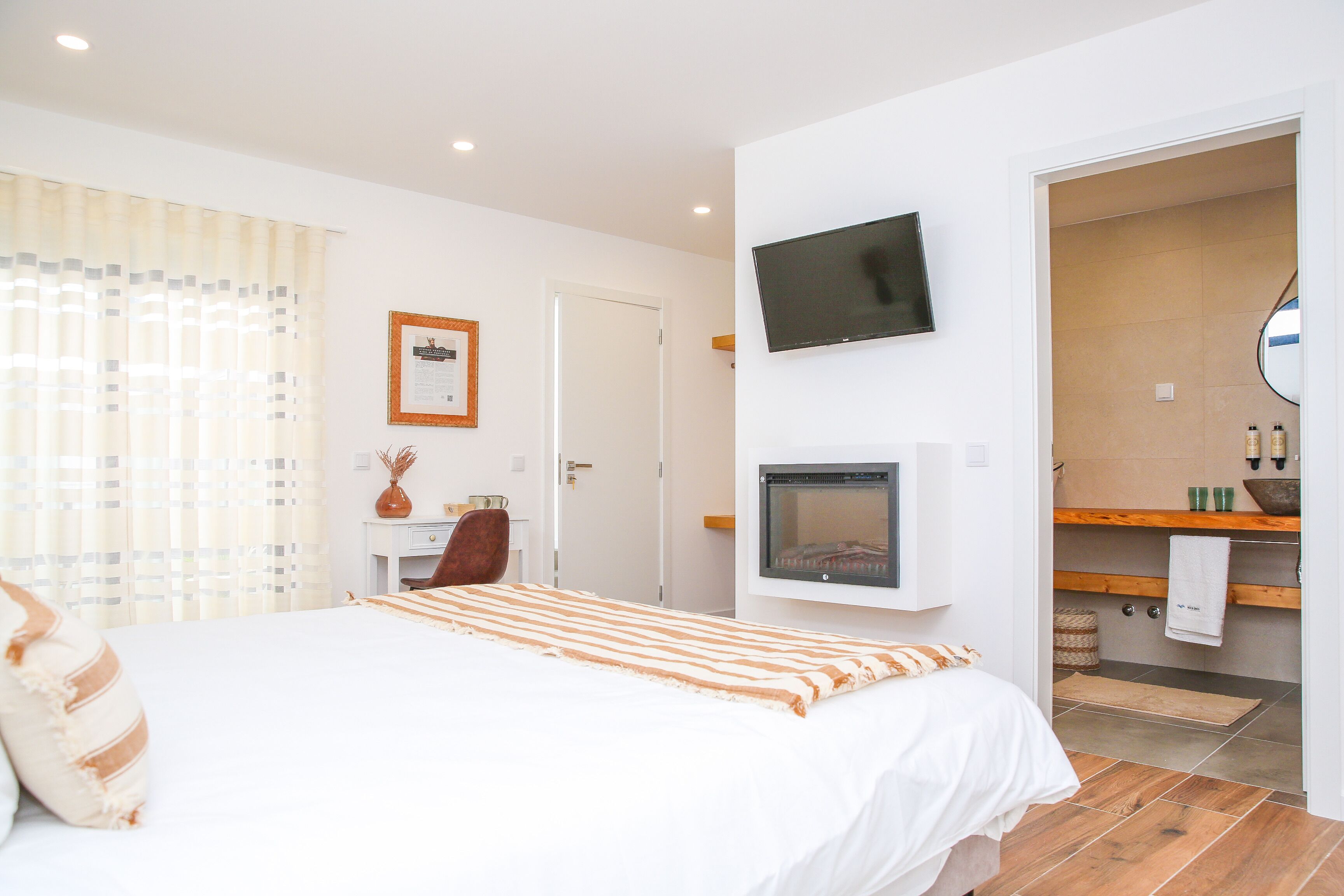 1 chambre, accès Internet, draps fournis