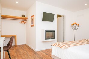 1 habitación, acceso a internet y ropa de cama 