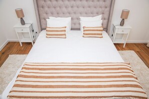 1 habitación, acceso a internet y ropa de cama 