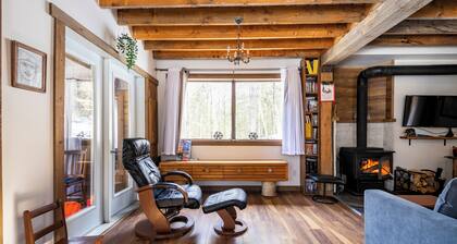 Luna Cottage - Peaceful forest and calm river