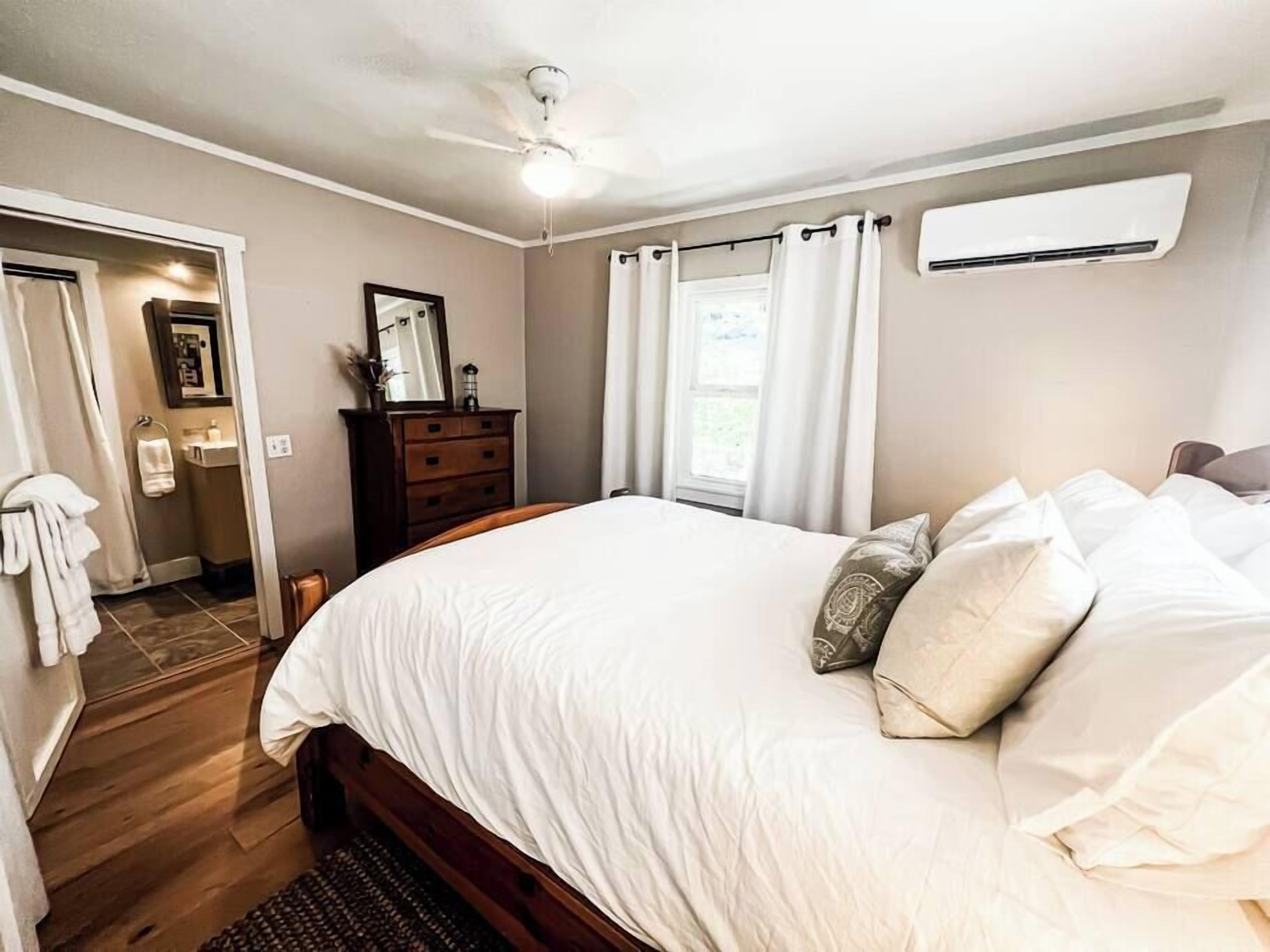 1 多间卧室、熨斗/熨衣板、WiFi、床单