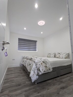 3 bedrooms, iron/ironing board, WiFi