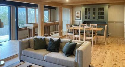 Cabinetmaker's Inn - Oceanview, Pool and Hot Tub