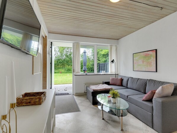 Living area - "Tokki" - 20km from the sea by Interhome (Skærbæk)