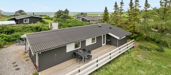 "Jenny" - 140m from the sea by Interhome