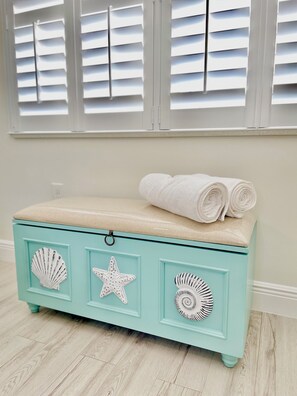 Interior - Your Coastal Paradise in the heart of the Florida keys near beach & restaurants  (Marathon)