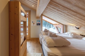 3 bedrooms, WiFi, bed sheets - Grand Duc 8 ski-in ski-out in Meribel Centre (Les Allues)