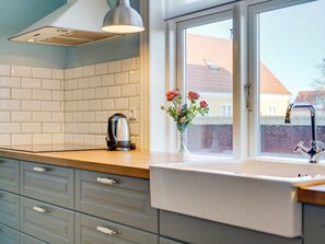 Fridge, microwave, dishwasher, cookware/dishes/utensils - "Reko" - 500m from the sea by Interhome (Skagen)