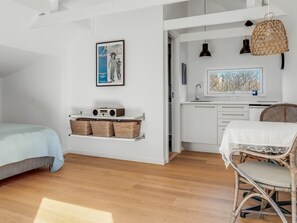 4 bedrooms, Internet