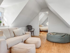 4 bedrooms, internet