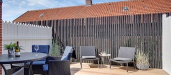 "Bernie" - 200m from the sea by Interhome