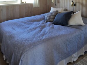 3 bedrooms, Internet