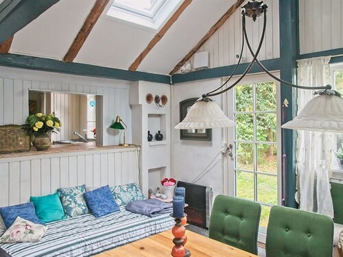 "Laurine" - 2.7km from the sea by Interhome