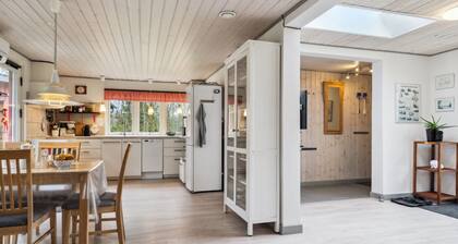 "Harthe" - 800m from the sea by Interhome
