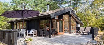"Bernarda" - 400m from the sea by Interhome