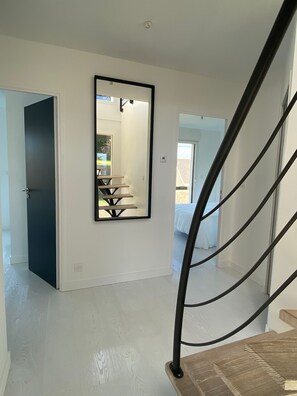 3 chambres, lit parapluie, Wi-Fi, draps fournis