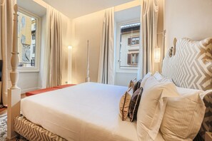 2 soverom, strykejern/-brett, reiseseng for barn og wi-fi