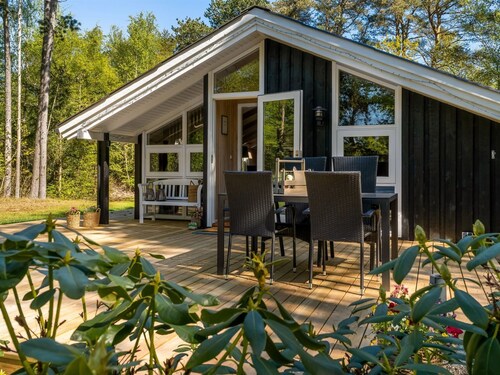 "Vasa" - 400m from the sea by Interhome
