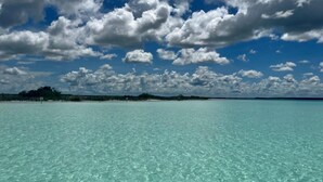 Lake - Glamping Asana Bacalar Breakfast & Kayak (Bacalar)