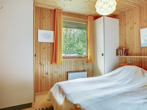 2 bedrooms, WiFi - "Asmod" - 300m from the sea by Interhome (Læsø)