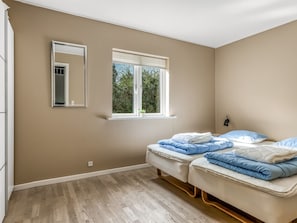 4 bedrooms, WiFi