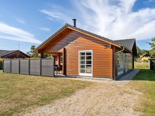 "Brigitta" - 1.5km from the sea by Interhome