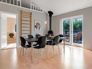 Dining - "Jurgis" - 300m from the sea by Interhome (Læsø)