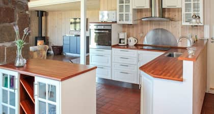 "Marlena" - 150m from the sea by Interhome