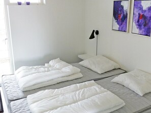 3 bedrooms, WiFi