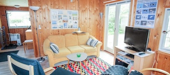 "Hennrik" - 500m from the sea by Interhome