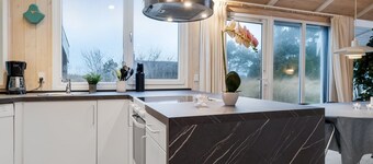 "Amadahy" - 950m from the sea by Interhome