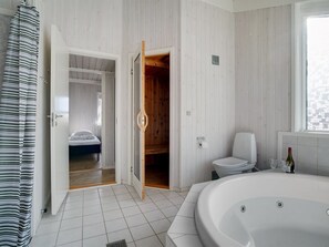 5 habitaciones y acceso a internet