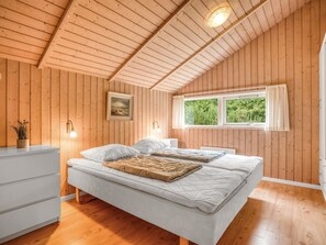 3 bedrooms, WiFi